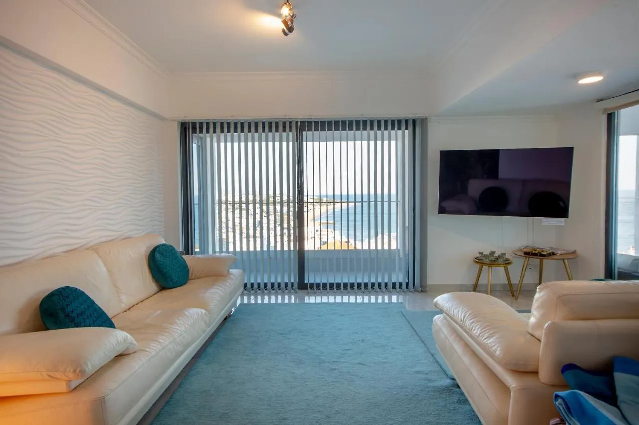 Infinito Penthouse Luxury Best Terrace البوفيرا 0*,