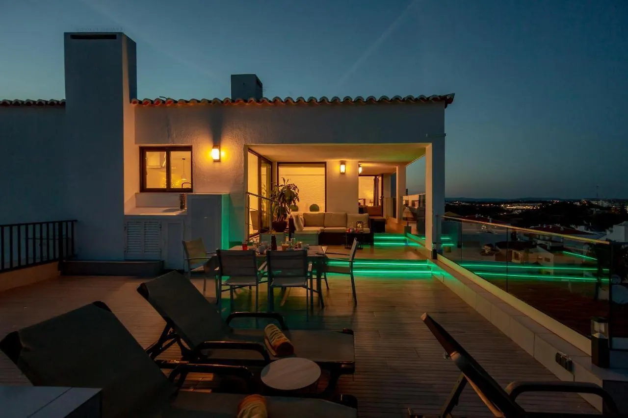 Infinito Penthouse Luxury Best Terrace Albufeira 0*,
