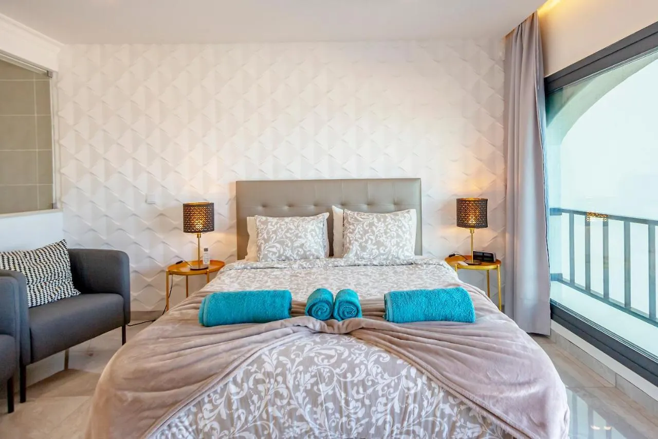Infinito Penthouse Luxury Best Terrace Albufeira 0*,